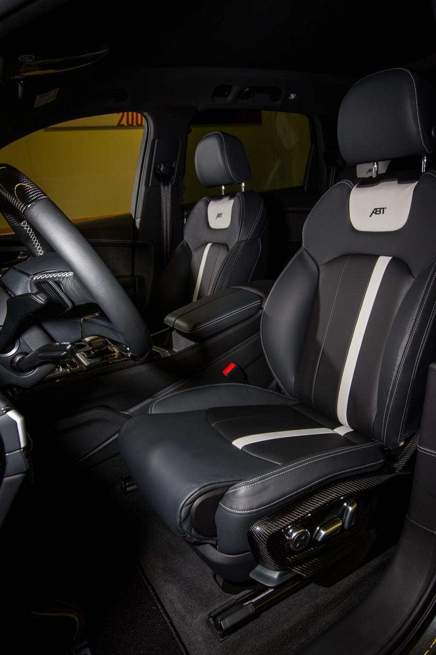 Интерьер Audi QS7 by ABT (4M) 2016 года  (фото 8 из 8)